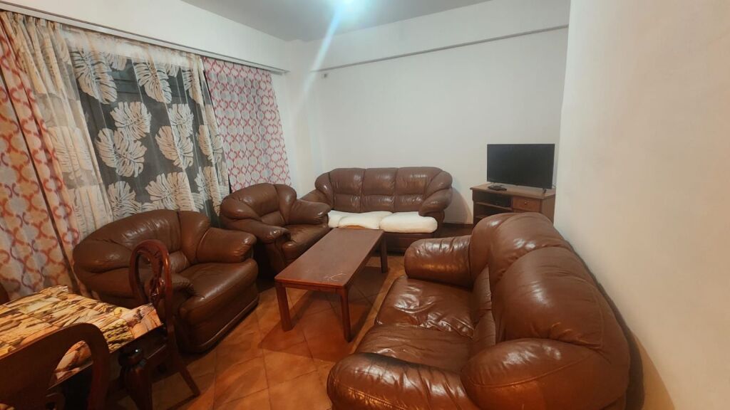 For rent Apartment 2+1, Irfan Tomini street near Kastrati Gas Station 600 thousand lek