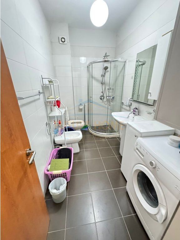 Qera, Apartament 1+1, Unaza e Re, Tiranë.