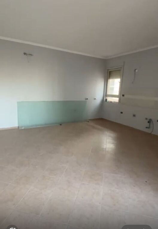 Shesim apart 2+1+2 te Liqeni i Thate prane Radissonit