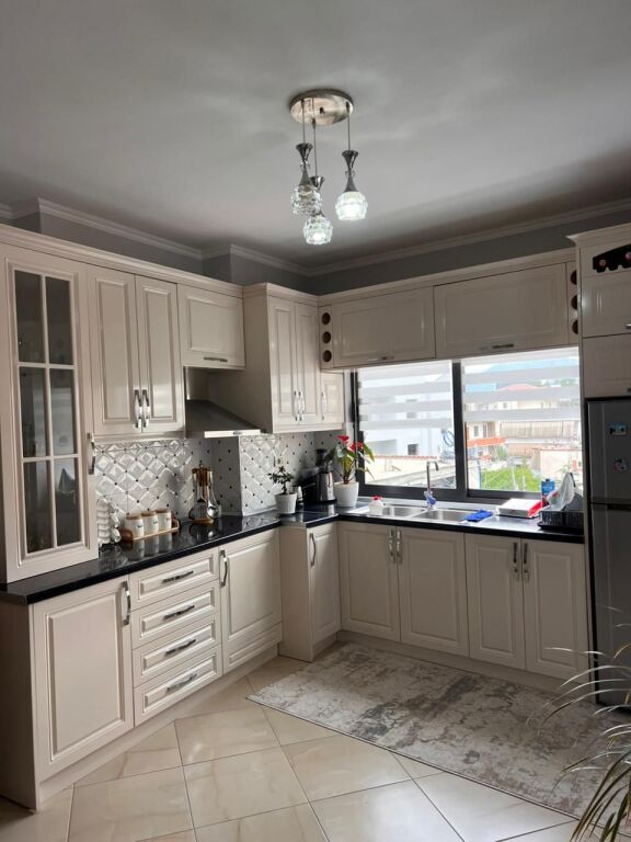 Appartamento 2+1+2 in vendita ad Astir