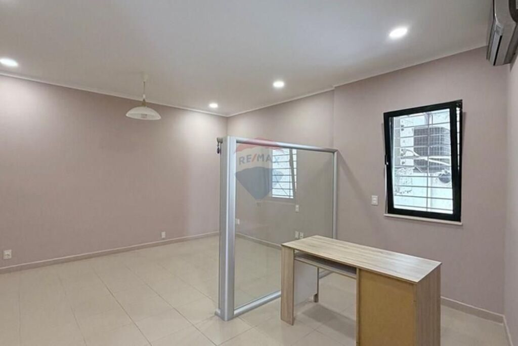 Zyre per Qira 📍Bulevardi Zogu i pare