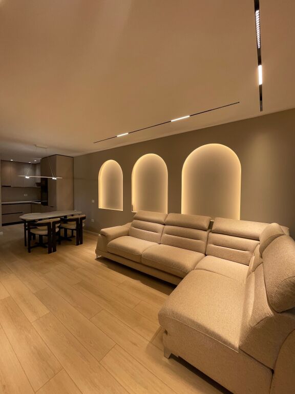 SUPER Apartament 2+1+2 Në Shitje! 📍 Ish-Ekspozita