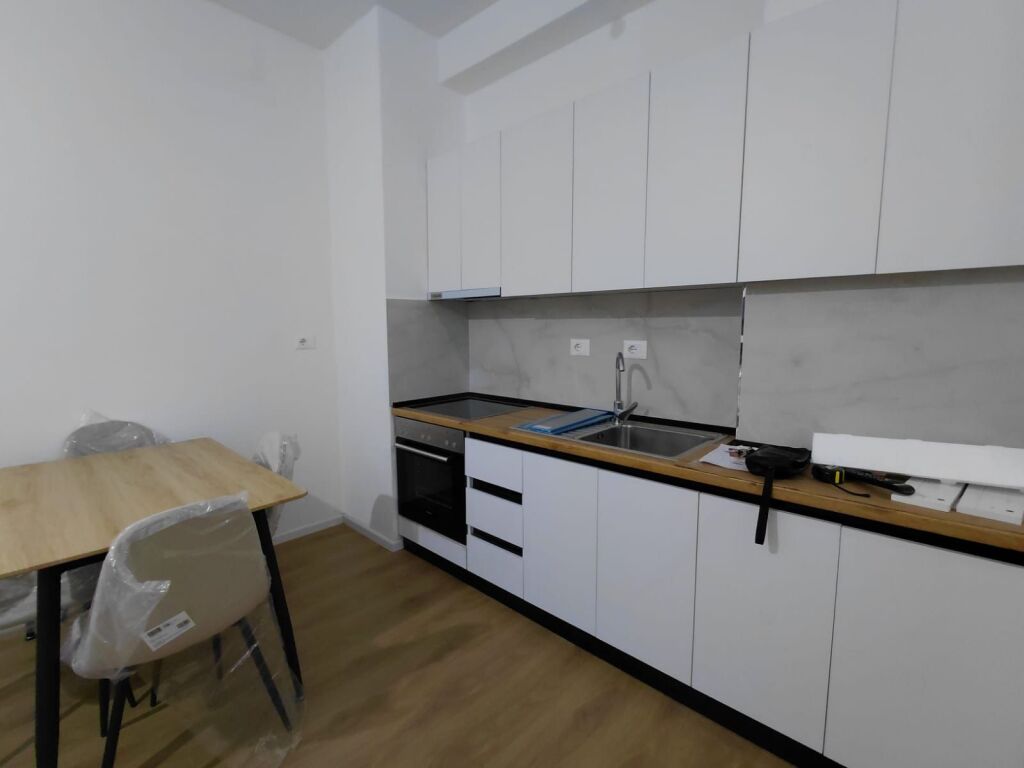 Rent | Apartament 1 + 1 tek rezidenca Kadiu | Ali Demi | 450 €/month