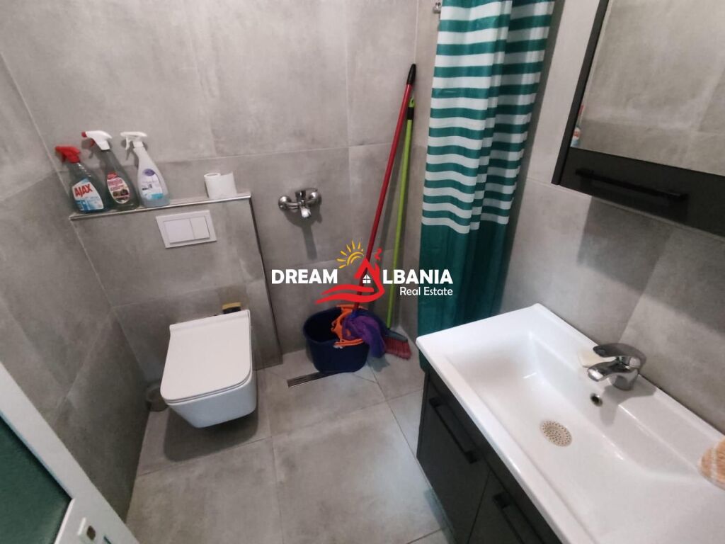 Jepet apartament 2+1+2 prane Komunes se Parisit, Tirane ( ID 42215530)
