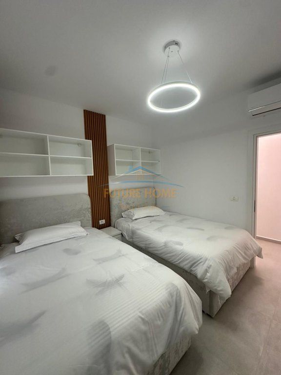 Qera, Apartament 2+1+2, Shkolla e Kuqe , Tirane