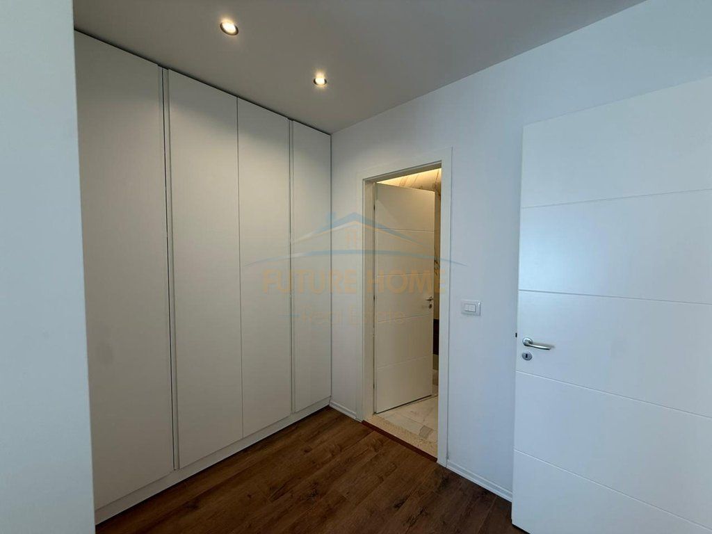 Qera,Apartament 2+1+2+Post Parkimi,Kodra e Diellit