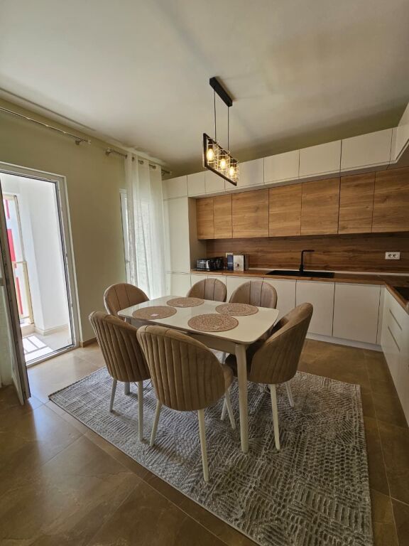 🏡 AFFITTASI APPARTAMENTO 2+1+2 – ZOGU I ZI