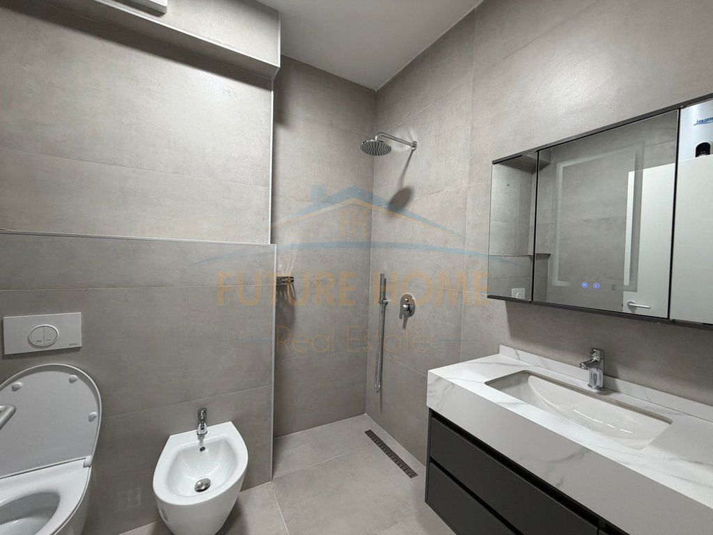 Qira, Apartament 2+1+2, Jordan Misja, Tiranë