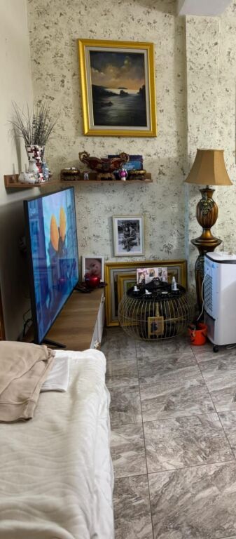 APARTAMENT 1+1. 35000 LEKE.ISH PARKU I AUTOBUZAVE