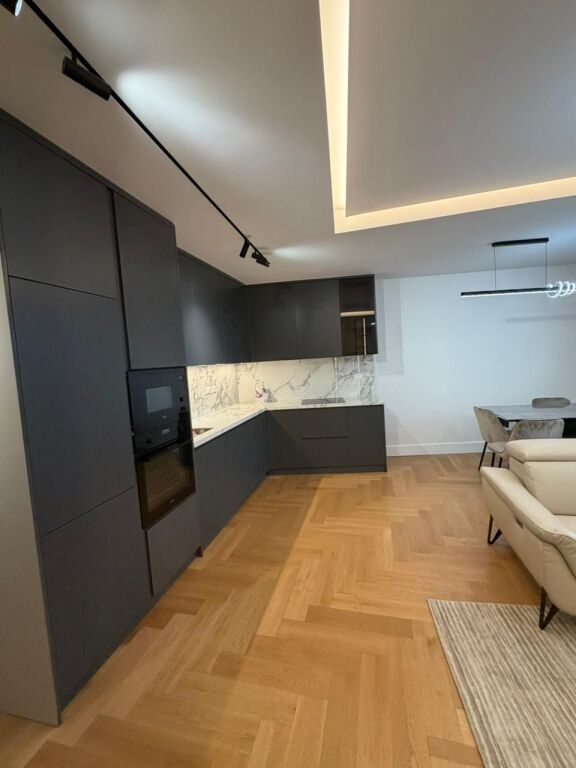 APARTAMENT LUKSOZ 2+1 PER QERA TEK LAKE VIEW