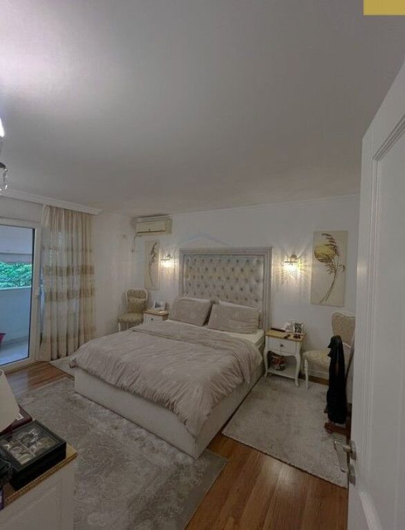 Shitet, Apartament 2+1 + Garderobë, Rruga e Kavajës,Tiranë