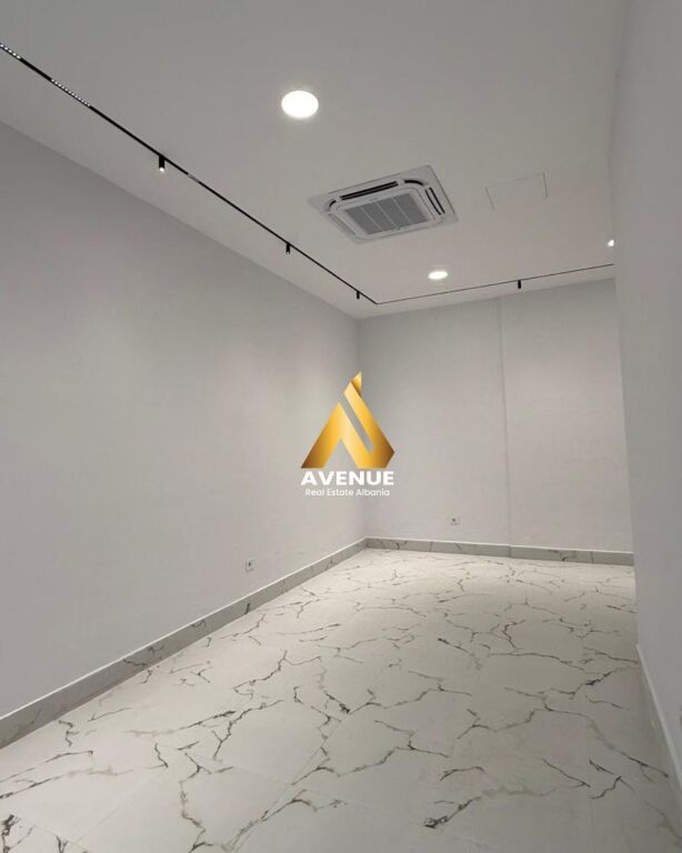 JEPET ME QERA AMBIENT BIZNESI – RRUGA MINE PEZA, TIRANE (prane Donika Center)