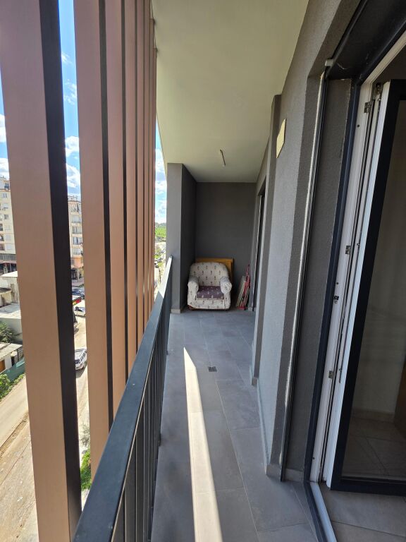 Jepet me qera Apartamenti 2+1, Astir rruga Sokrat Miho 500 mije leke