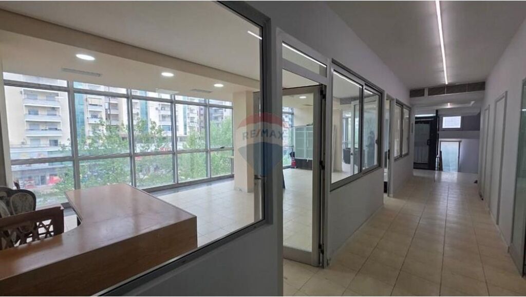 Ambjent biznesi me qera per zyra klinike dentare,klinike estetike etj.