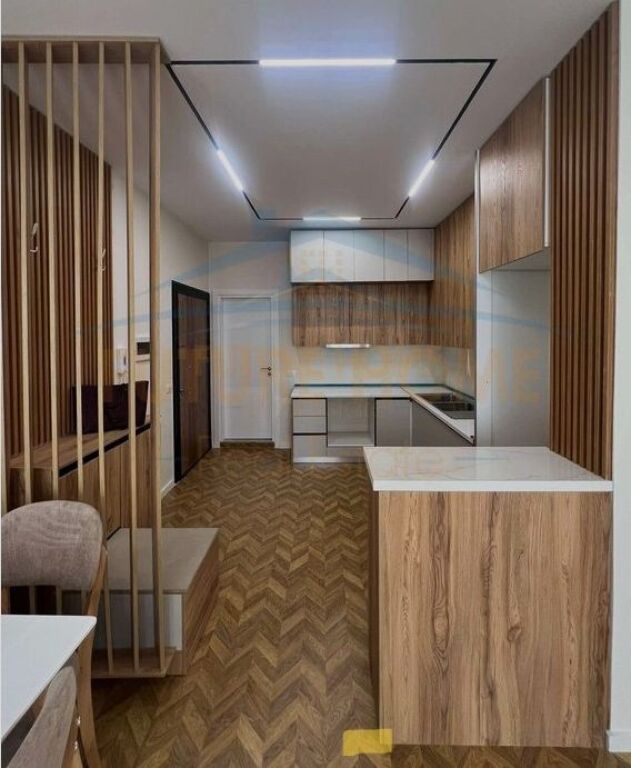 Shitet, Apartament 2+1, Unaza e Re, Tiranë.