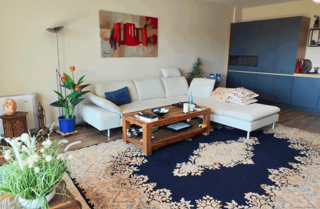 Vilë Unike për Shitje – Buzë Liqenit të Farkës 🌅