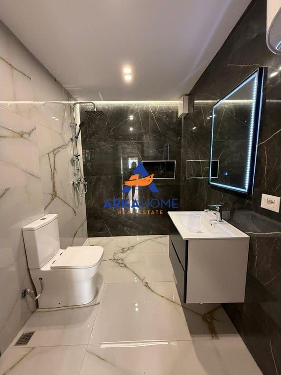 BUSINESS PREMISES / OFFICE 30M2 "ELBASAN STREET, NEAR THE ARTISTIC LYCEUM" 430 EURO