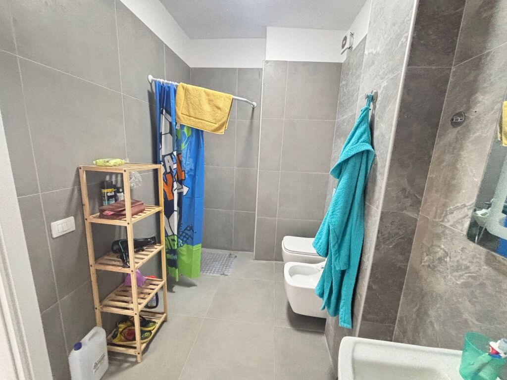 Appartamento 2+1 in vendita a Univers City