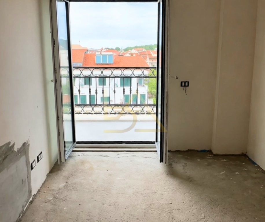 Shitet Apartament – Tirana Porta e Re