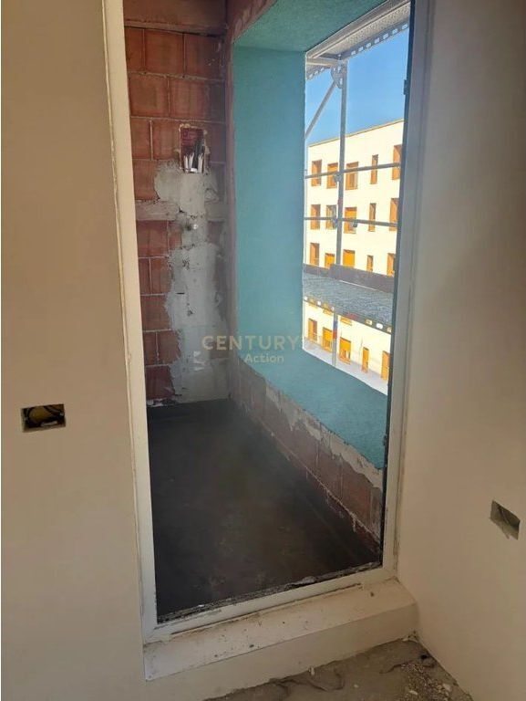 🏡 SHITET APARTAMENT 1+1 – KOMPLEKSI KADIU, ALI DEMI