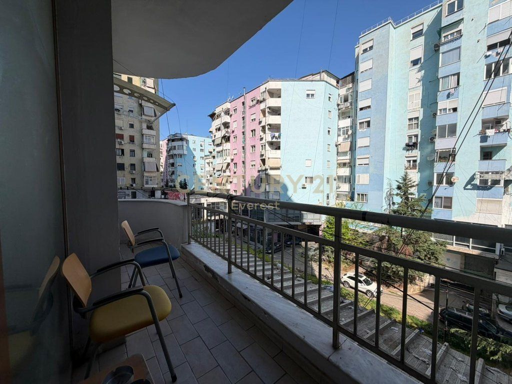 ISH EKSPOZITA – NJËSI KOMERCIALE PËR QIRA