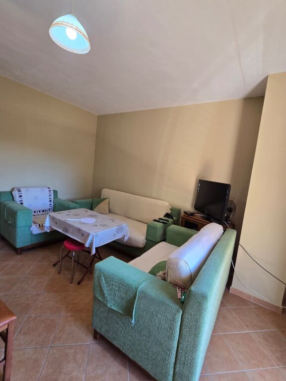 🏡 SHITET APARTAMENT 2+1 📍 Lokacioni: Mali i Robit