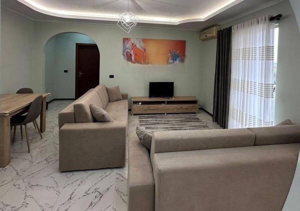 Apartament me Qera 1+1 te Sheshi Willson! 600 € /Muaj