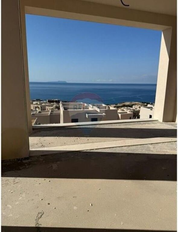 Shitet Vila Individuale në San Nicolas, Palasë(ID: 530571005-91)