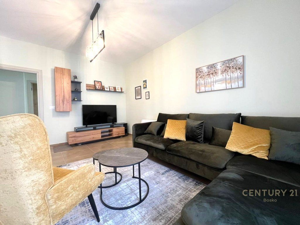 Apartment 2+1+2 for rent at “S-Block Living”, Zogu i Zi.