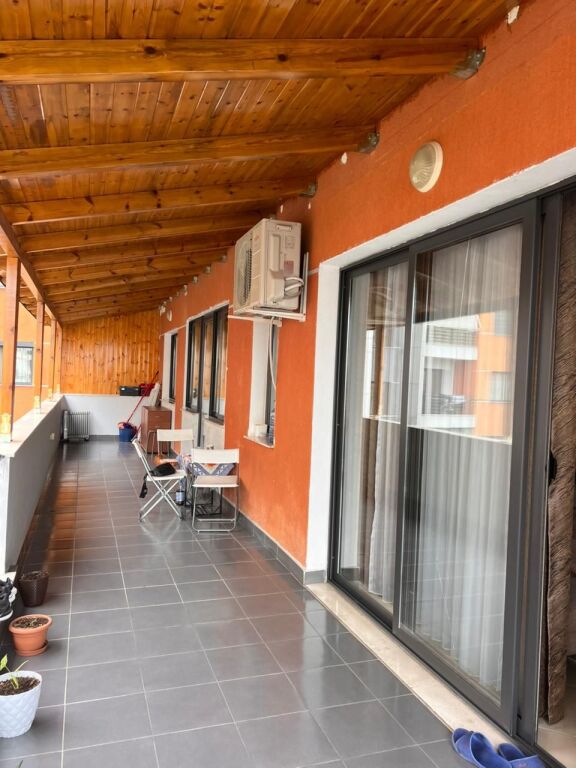 Appartamento 2+1+2 in vendita ad Astir