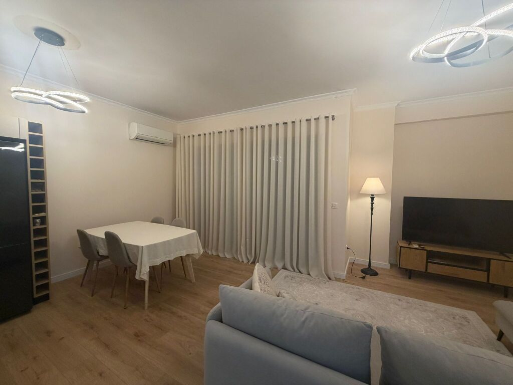 Apartament 2+1 me qira – Kompleksi Delijorgji, Tiranë