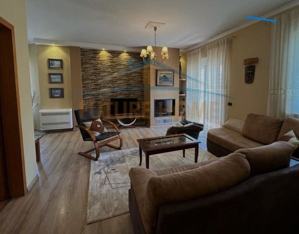 Qira, Apartament 1+1+2, Rruga e Barrikadave