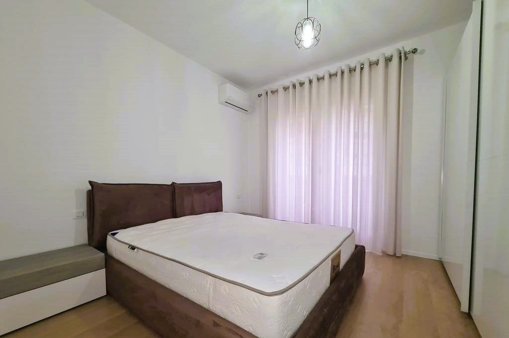 OFROJ PER QIRA APARTAMENT 1+1 NE KOMPLEKSIN DELIJORGJI!
