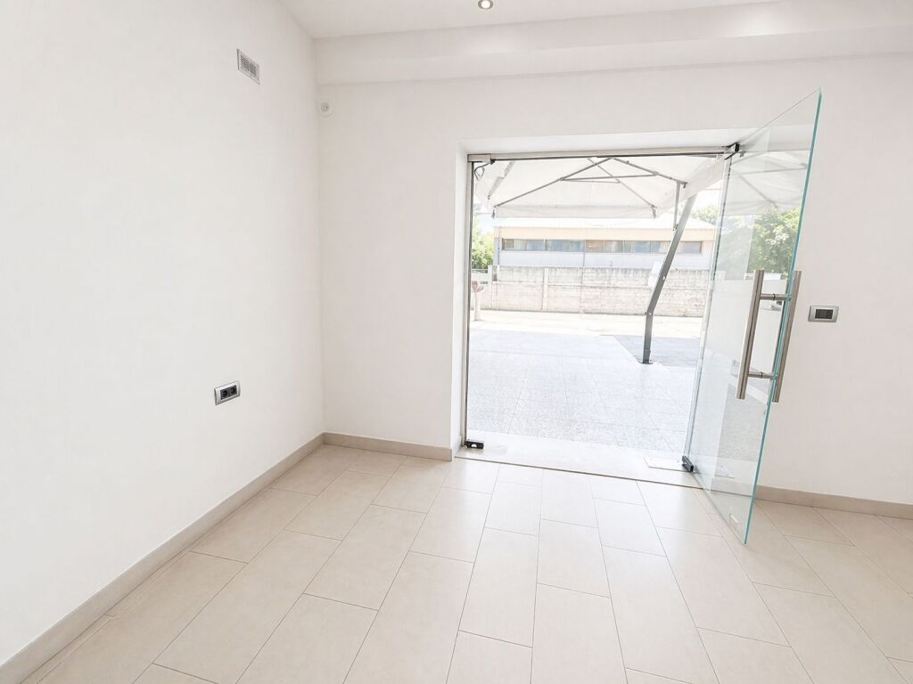 Dyqan per qira ne Vasil shanto