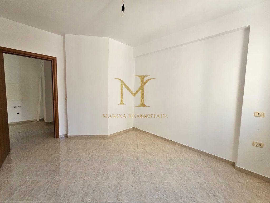 APARTAMENT 1+1 NE SHITJE, PLAZH HEKURUDHA
