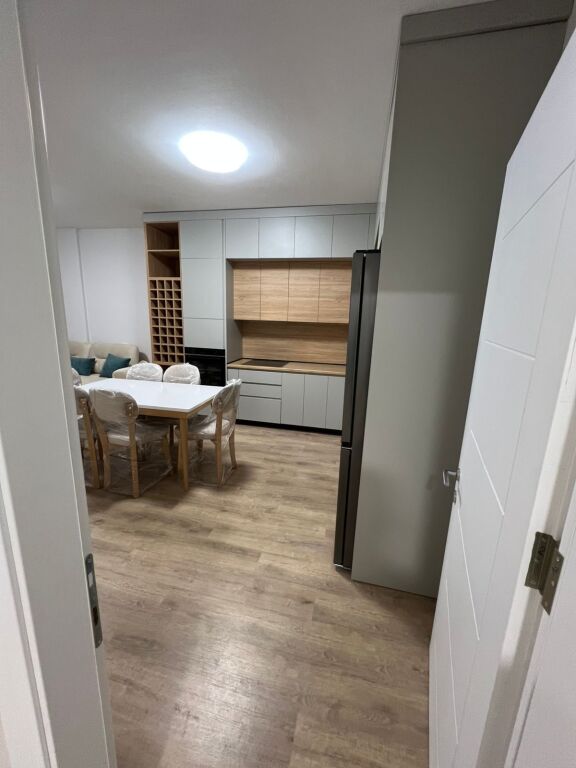 🏡 Apartament 2+1 me parkim tek Univers City