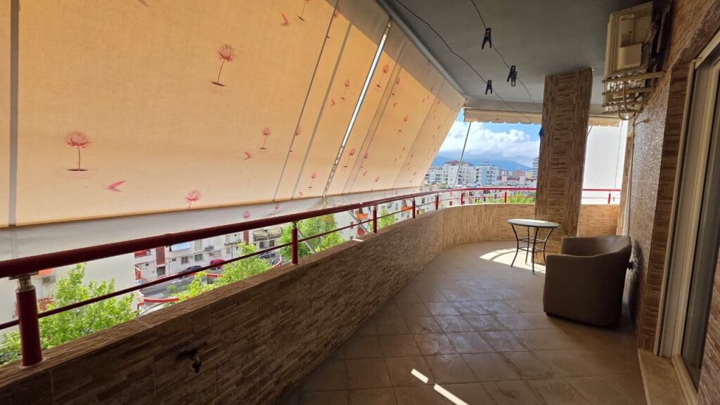 🏡 Apartament 3+1 për shitje pranë Conad, Vlorë