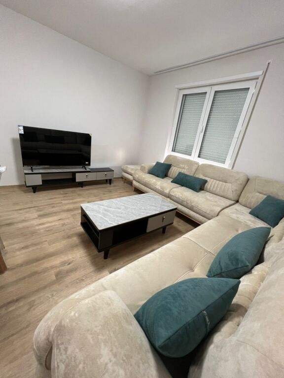 🏡 Apartament 2+1 me parkim tek Univers City