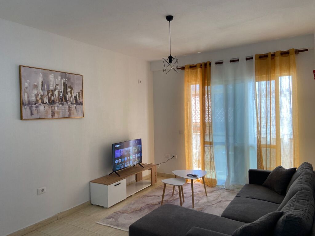 Jepet me qira apartament 2+1 te Kodra e Diellit!