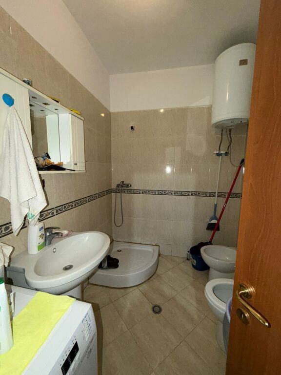 2+1, me hipoteke, fresk te teleferiku, 136 mije euro