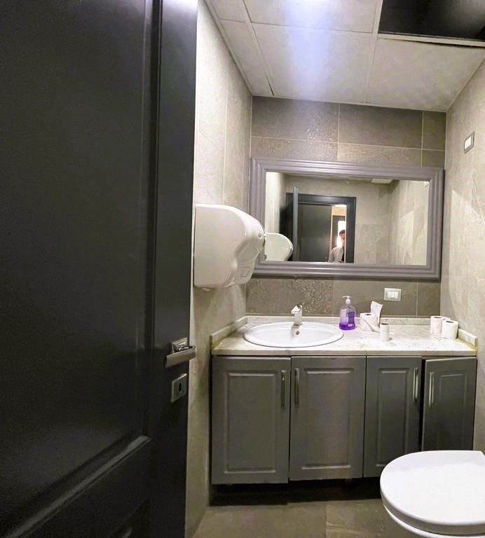 COMMERCIAL OPEN SPACE FOR RENT BY THE ROAD, ASTIR