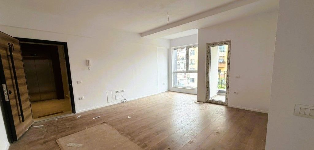 JEPET APARTAMENT ME QIRA TEK HOTEL MONDIAL!