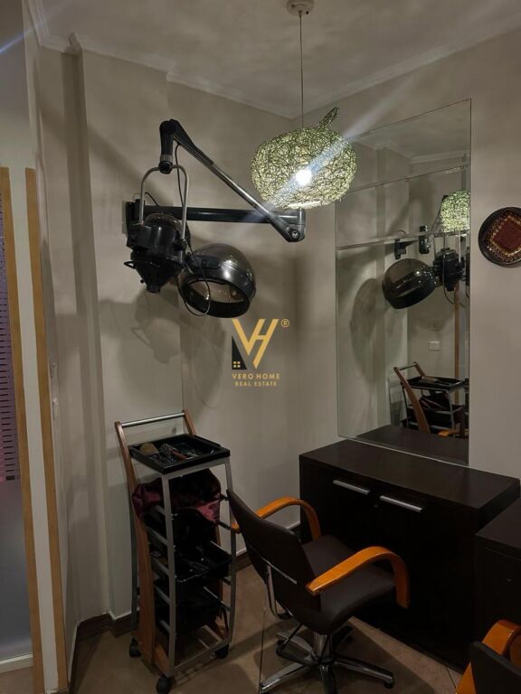 HAIRDRESSING SPACE FOR RENT ON ELBASANI STREET 35,000 LEKE