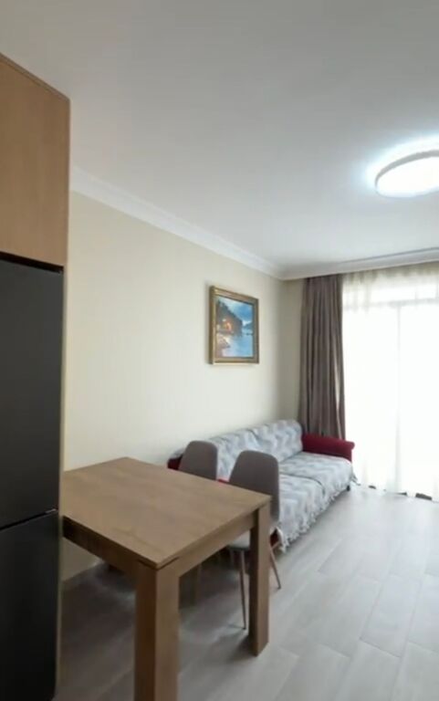 Jepet me qira 1+1 RR.5 MAJI 450€