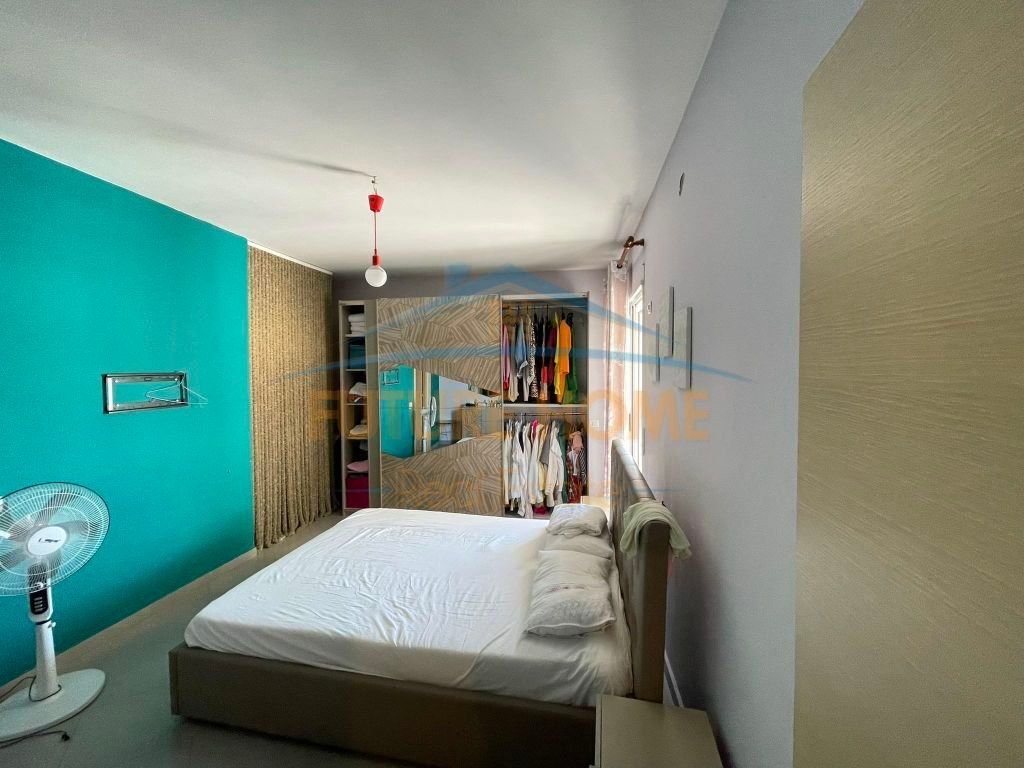 VENDESI APPARTAMENTO 2+1+2 ,ASTIR