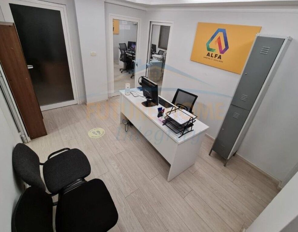 Qera, Ambient Biznesi, Blloku, Tiranë.