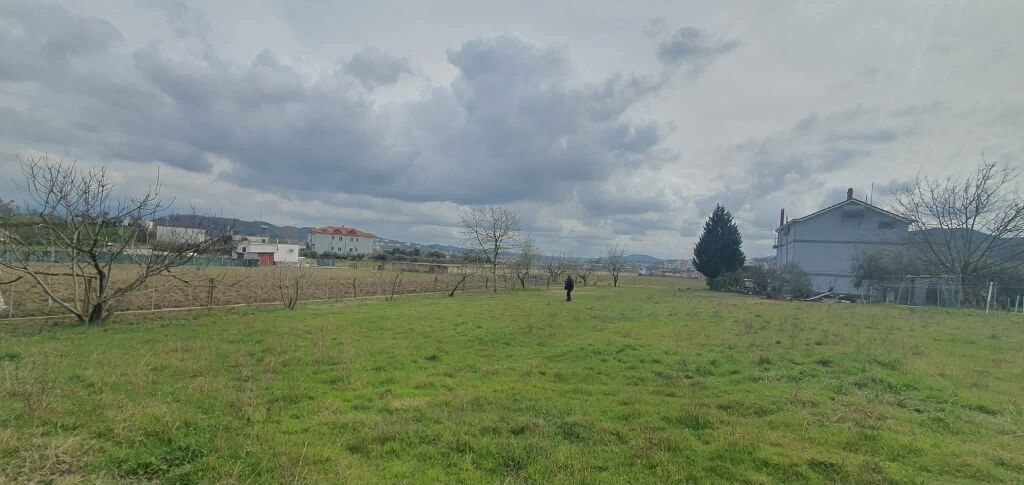 SHITET 7 000 M2 TOKE NE VORE, TIRANE-DURRES