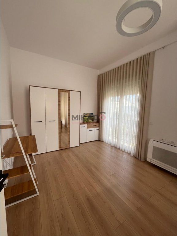 Jepet me Qira Vile 3 kateshe prane Tegut, Mjull Bathore!