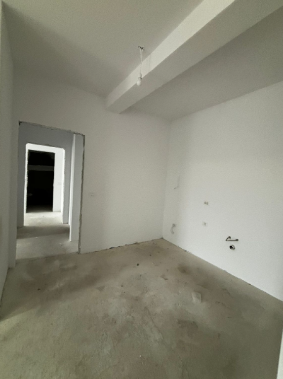 Apartament 2+1 në Shitje – Univers City + Post Parkimi 🚗