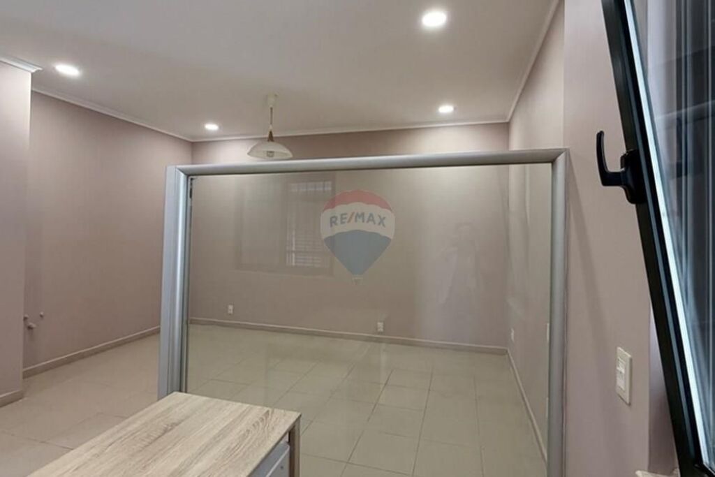 Zyre per Qira 📍Bulevardi Zogu i pare